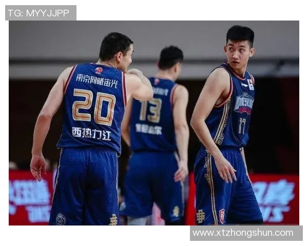 西热力江的篮球之路与新疆队的辉煌历程探讨