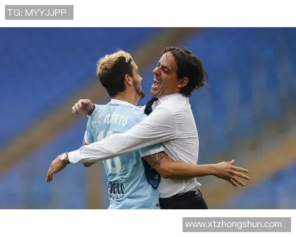 雅典与里耶卡的较量揭示足球魅力与战术智慧的碰撞